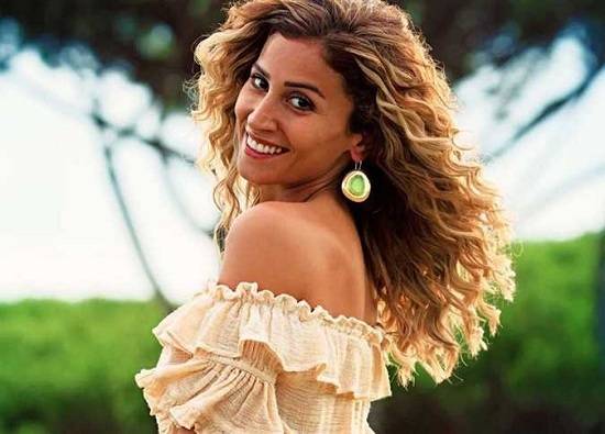 هذا الفنان ينقذ دينا الشربيني من ورطة بعد إنسحاب أحمد فهمي