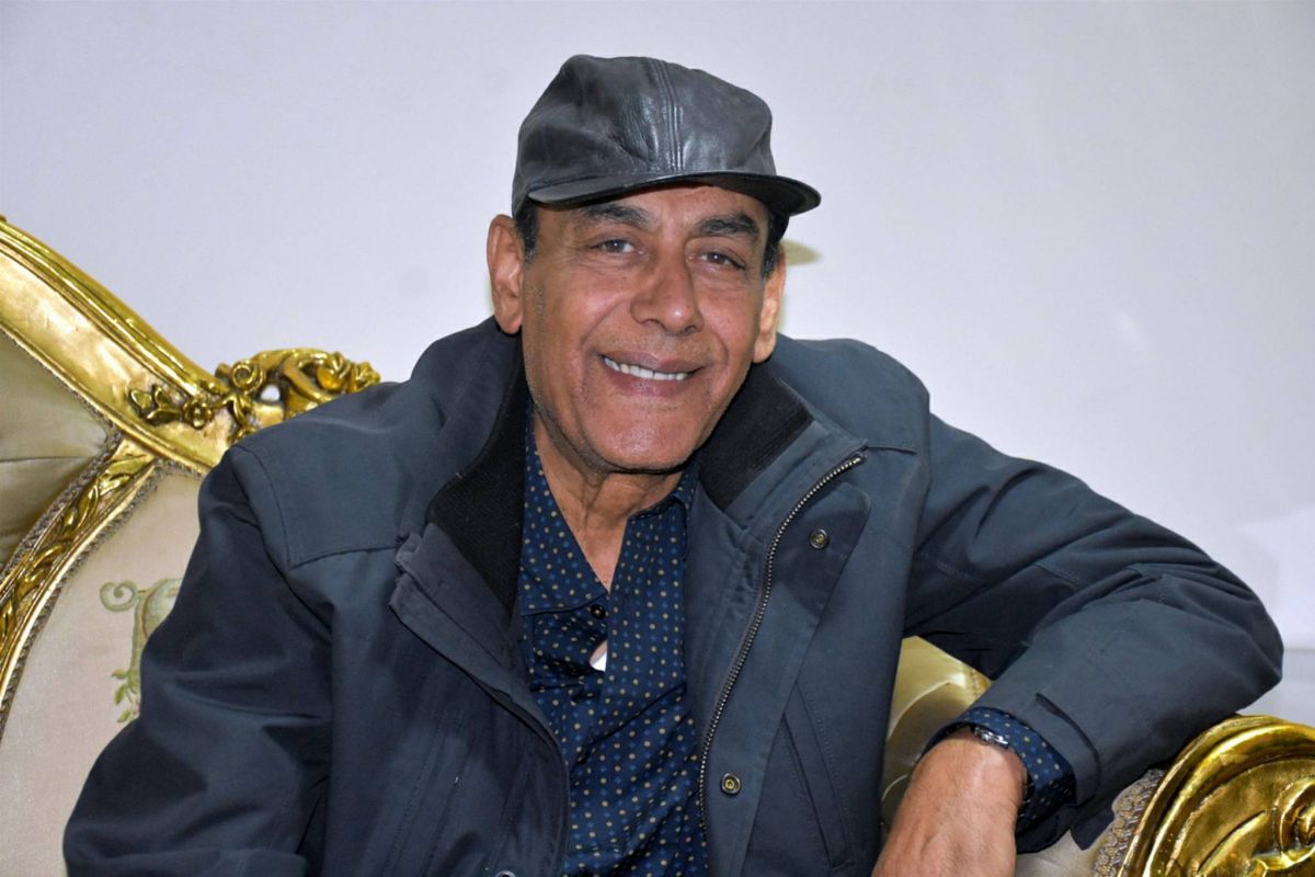 سر استعانة أحمد بدير بطبيب في موقع التصوير