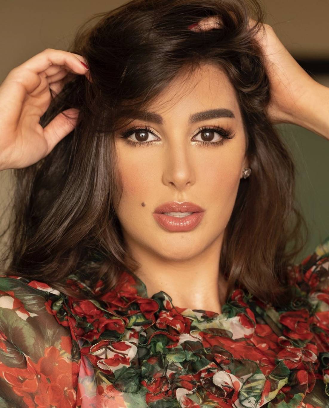 ياسمين صبري في موقف محرج بسبب تغريدة لم تكتبها