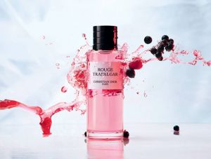 "ترافلجار الأحمر" عطر يصعب مقاومته