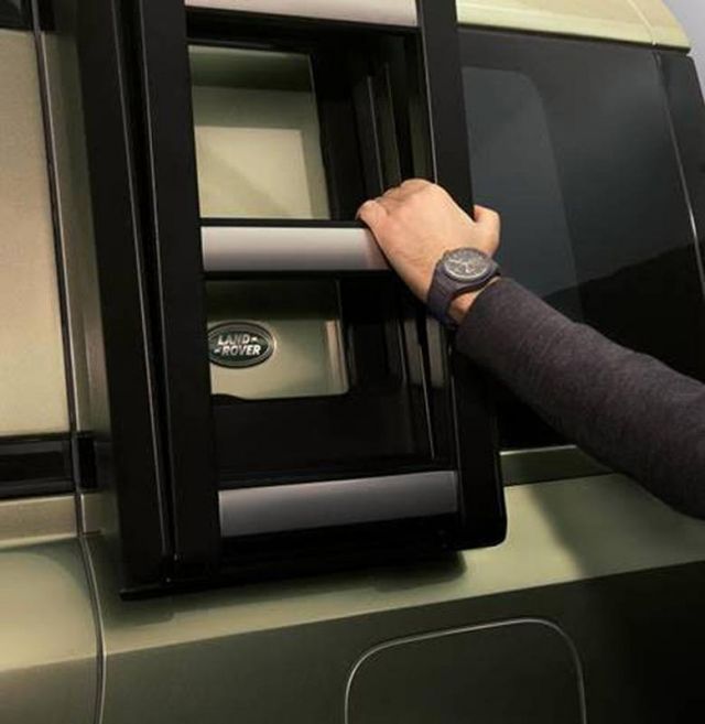 ساعة التحدي بين 