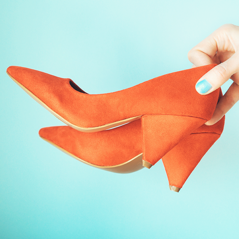 في زمن كورونا هل تعتبر أحذيتكم مصدر خطر؟