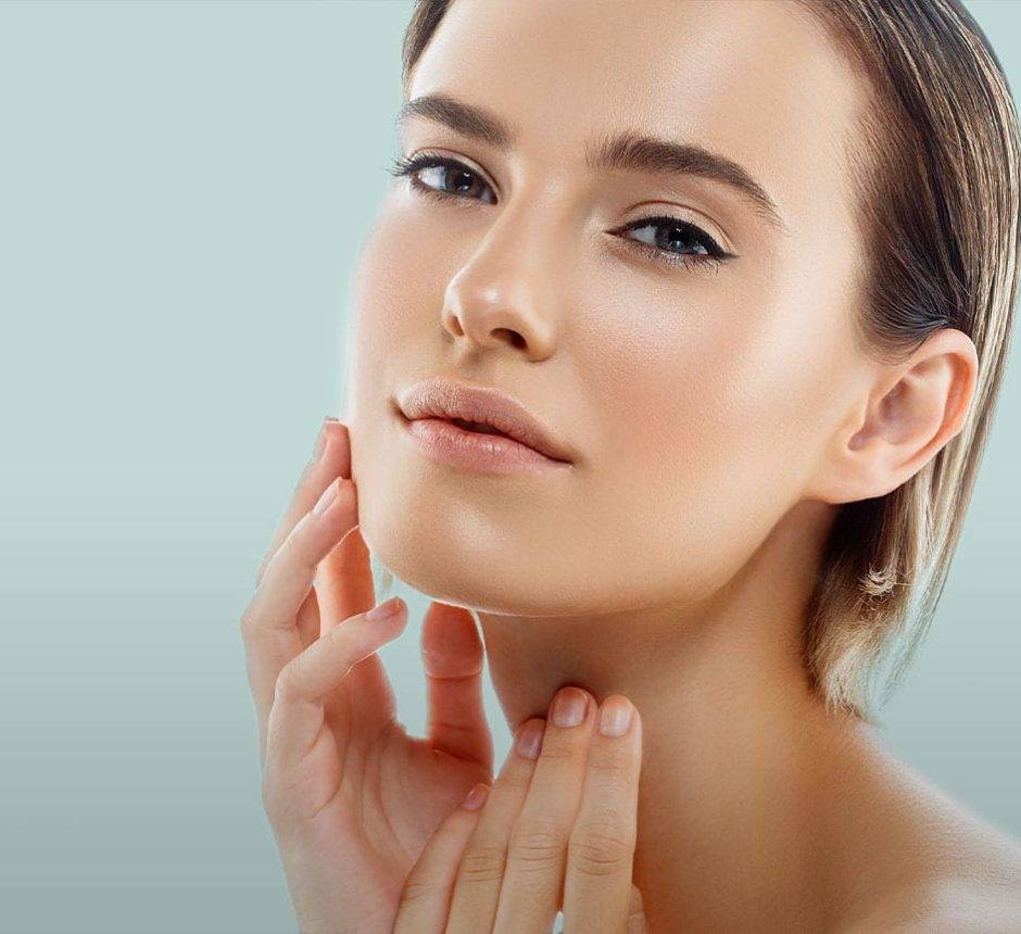 إليك طريقة تحضير مقشر بشرة منزلي فعال بالموز والسكر