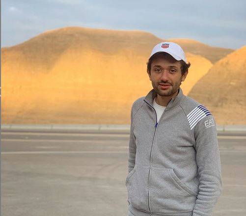 كريم محمود عبدالعزيز يرزق بطفلة ويختار هذا الإسم لها