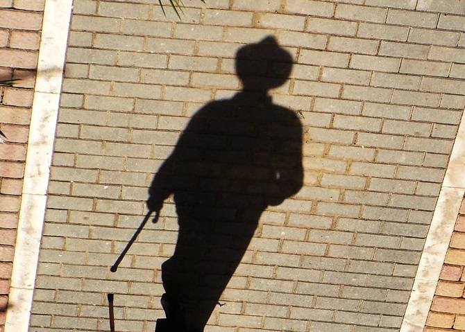 ممثل عالمي يصبح أباً للمرة الثالثة في الـ70