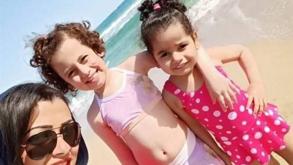 جريمة بشعة - سمع زوجته تتحدث مع آخر فقتلها وطعن صديقه 