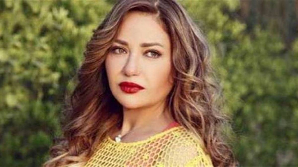 هكذا احتفل النجوم بشم النسيم!