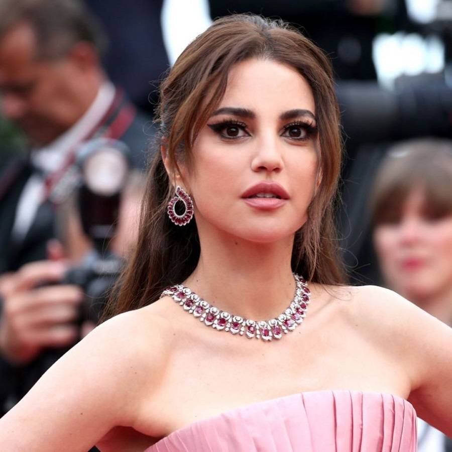 بالفيديو - أحمد السقّا يرعب درة