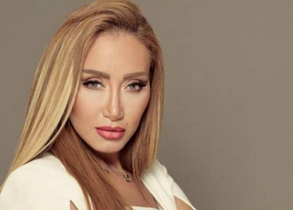 ريهام سعيد تسخر من طالب صدقة