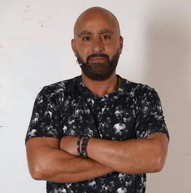 بالصورة –  سخرية من برنامج أحمد السقا بسبب تفصيل يتعلق بشكله