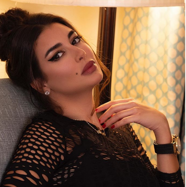 صورة من طفولة ياسمين صبري تكشف ما أضافته إلى وجهها صورة من طفولة ياسمين صبري تكشف ما أضافته إلى وجهها