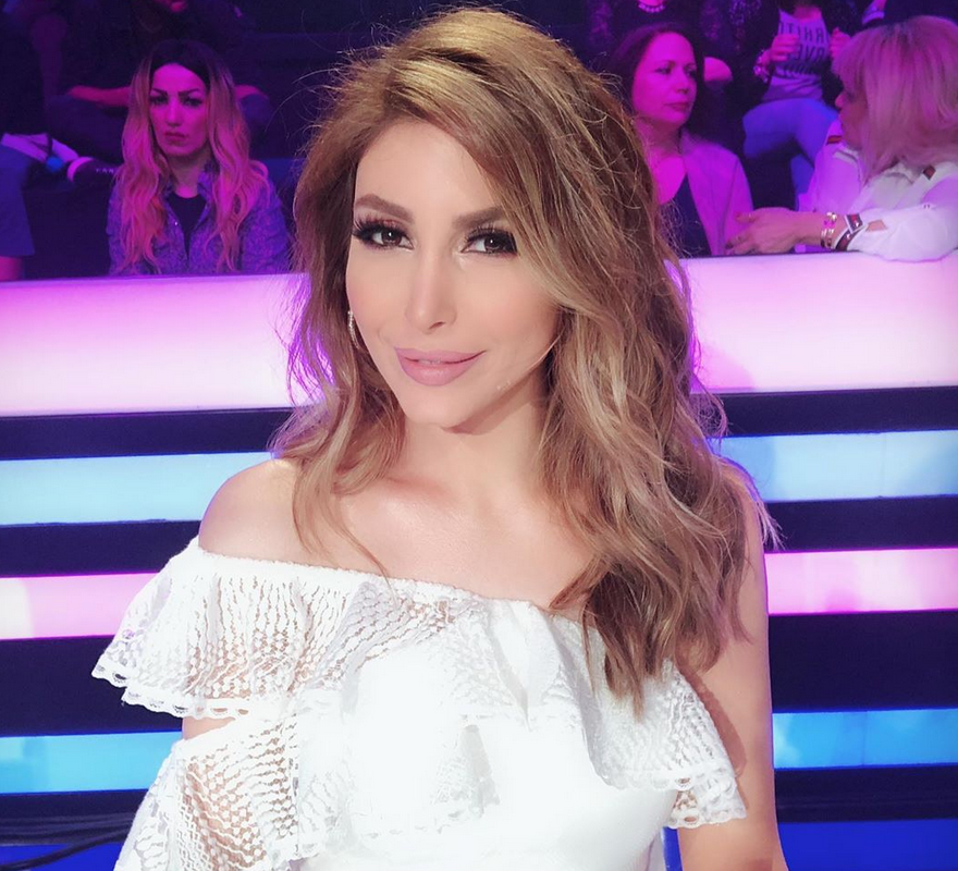 بالفيديو - بإطلالة 