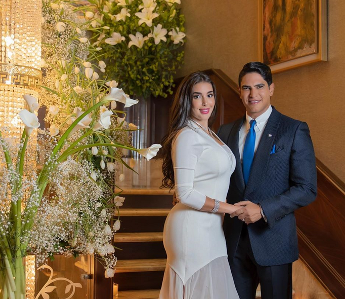 بالصورة – أحمد أبو هشيمة ينهي شهر عسله مع ياسمين صبري ويعود إلى العمل