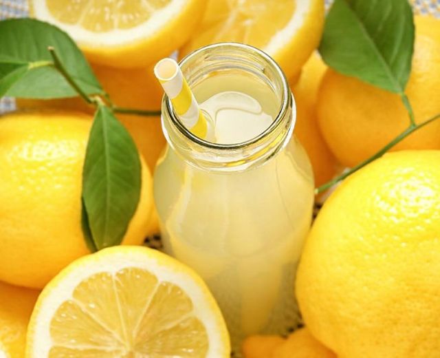 تناولي شاي الليمون الحارق للدهون لتخسري الوزن في رمضان