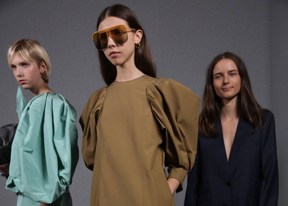 صيحة الأكمام المنتفخة عادت وهذه شروط اتباعها