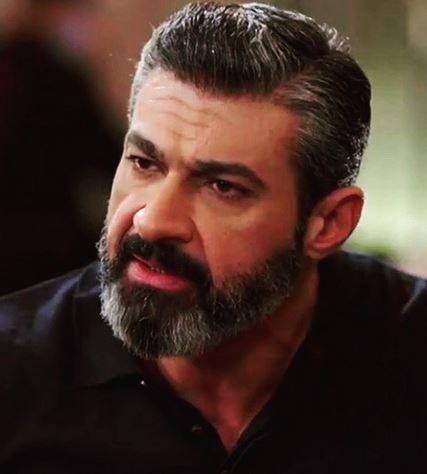 هكذا دافع ياسر جلال عن مقالب شقيقه