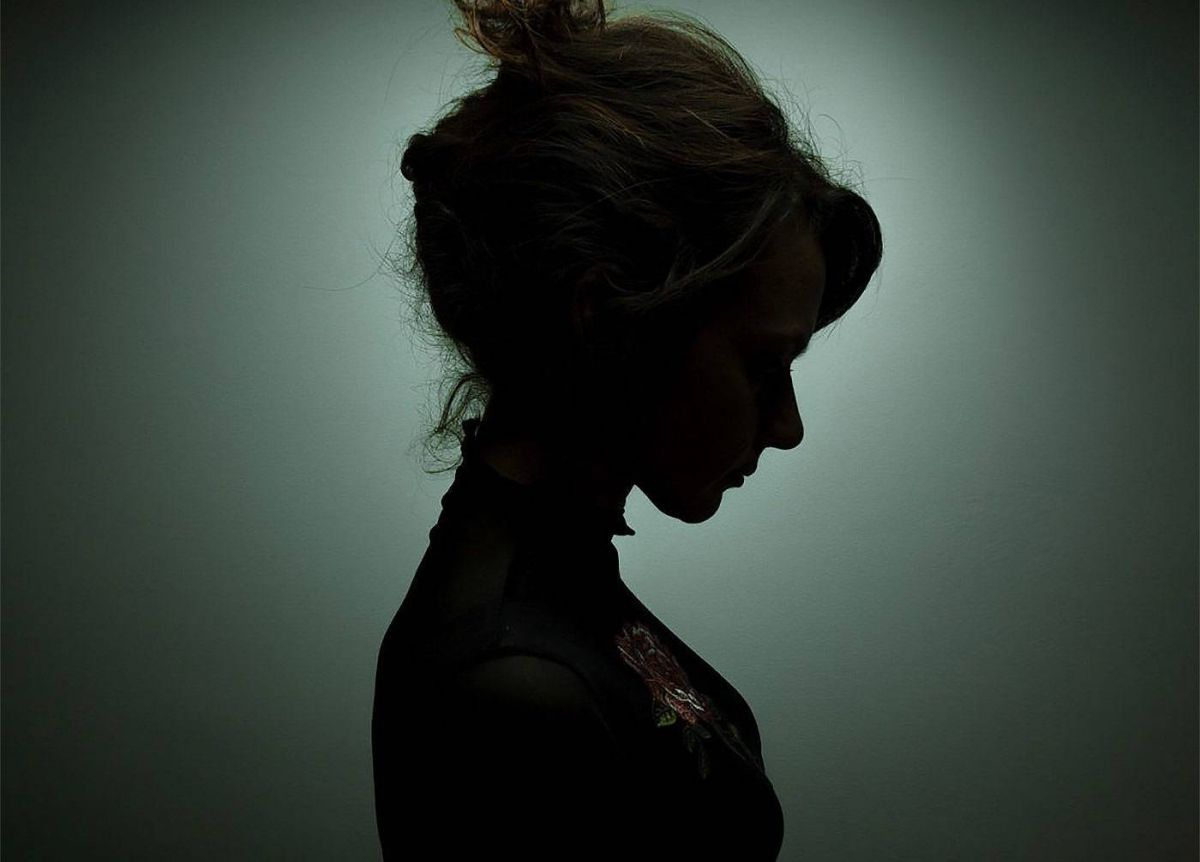 بالفيديو - فنانة عربية تسخر من الرجال: 