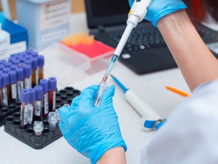 بالفيديو - كورونا يضرب الدراما الخليجية مجدداً... اشتباه بإصابة هذه الممثلة