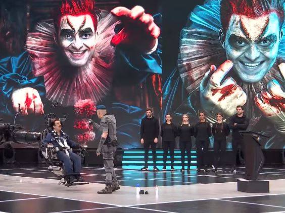 بالفيديو - ضيف رامز جلال يشتمه وردّ فعله الكوميدي يشعل المواقع