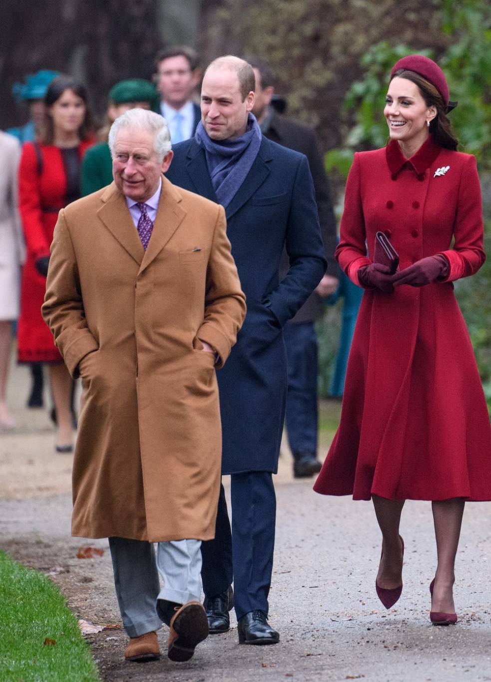 تقرير يكشف خفايا توتر بين الأمير تشارلز ووالدة كيت ميدلتون لهذا السبب