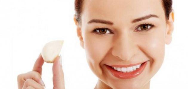 طريقة استخدام الثوم للتخلص من حب الشباب
