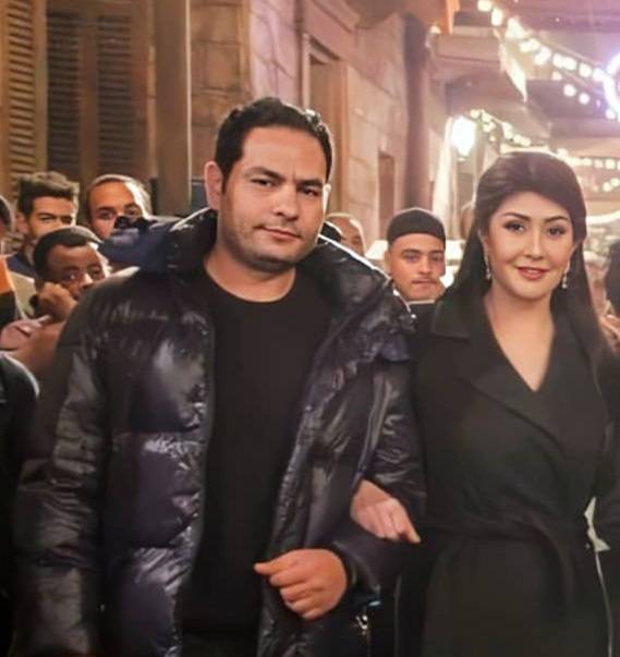 صورة عاطفية لغادة عبد الرازق وهيثم زنيتا تخطف الأنظار