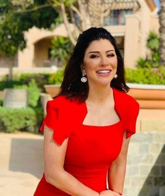 جومانا مراد تداعب يسرا بصورة من 