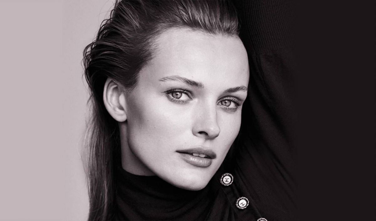 كريم العينين Le Lift Creme Yeux لنظرة شابّة من شانيل