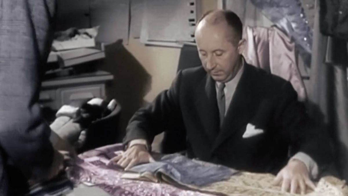 وثائقي التصاميم الراقية من كريستيان ديور: مقتطفات نادرة للمصمم المبدع!