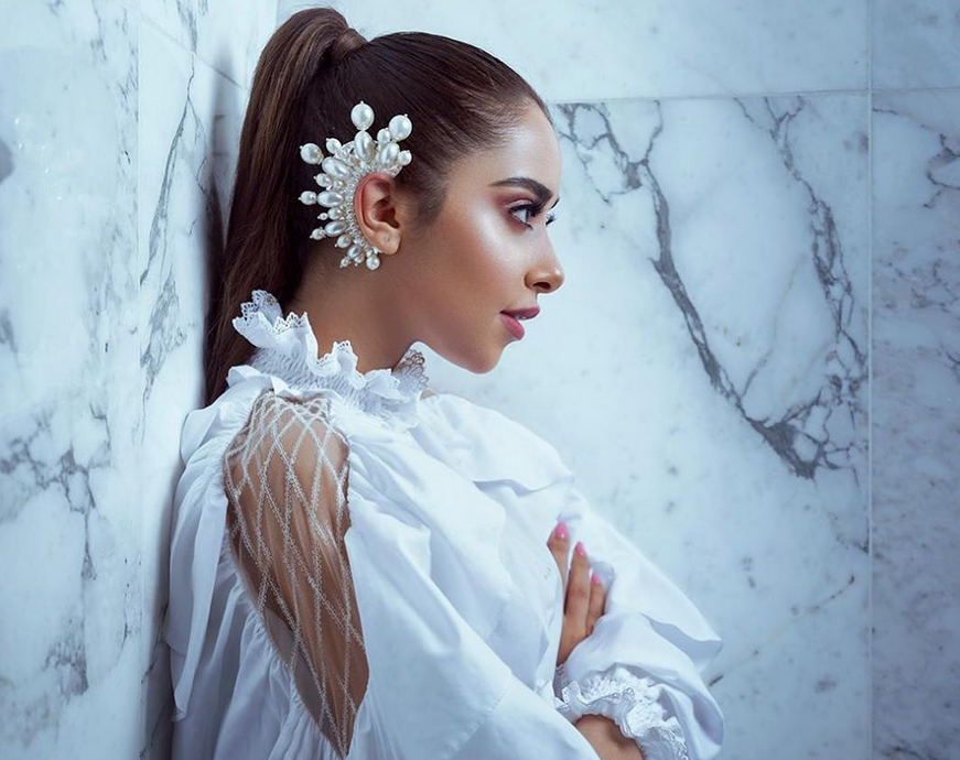 بالفيديو - للمرة الأولى بلقيس تكشف طريقة ارتباطها بزوجها وما عانت منه في مراهقتها