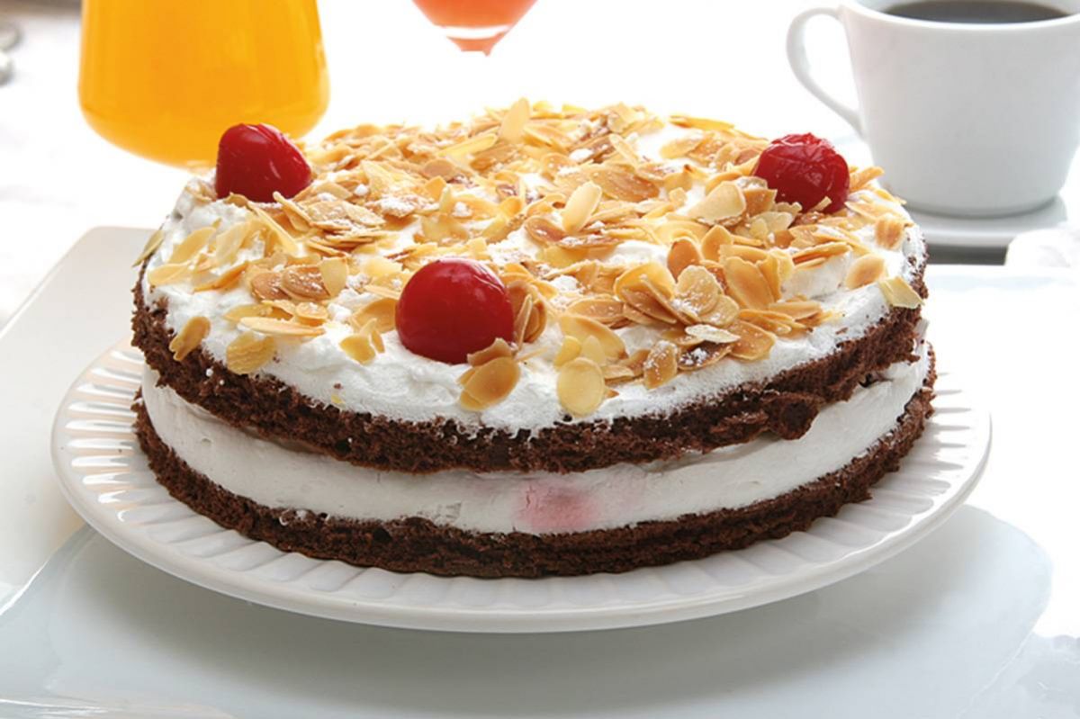 كاتو بالفاكهة الحمراء بخطوات بسيطة