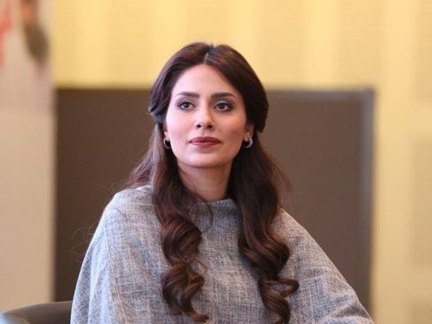 بالفيديو - إلهام علي تكشف للمرة الأولى هوية خطيبها الممثل