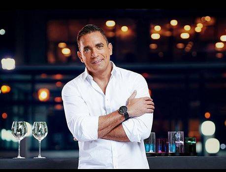 بالصور - وأخيراً.. شقيق أمير كرارة يعترف به