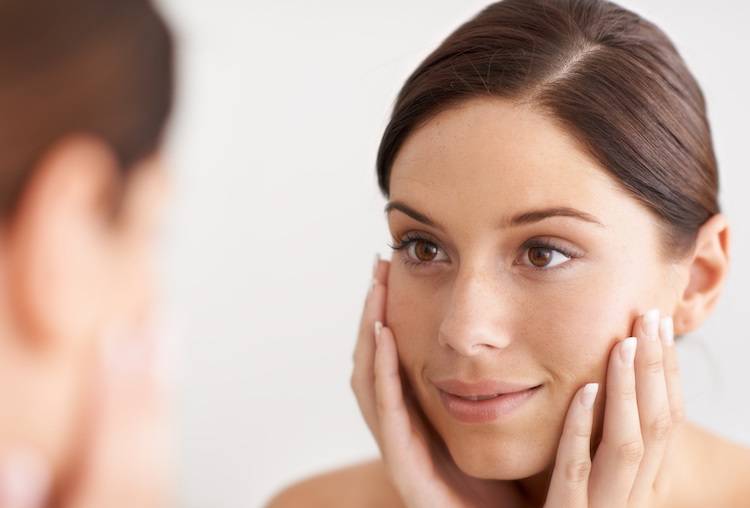 3 مكونات بمفعول البوتوكس تعيد الشباب إلى بشرتك