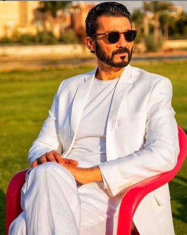 خالد النبوي ينعى هذا الفنان: 