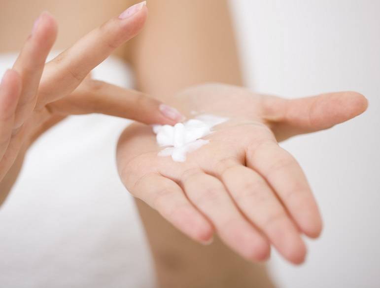 وصفة تمنع جفاف يديك بسبب الغسل المتكرر