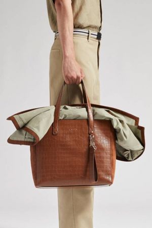 مجموعة أزياء الرجال المميزة من علامة Tod’s