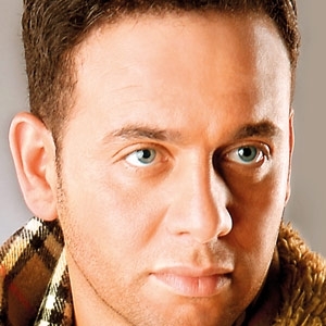 مصطفى قمر ضيف شرف