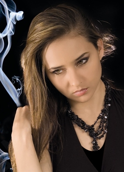 نيللي كريم تعود الى 'الرجل الغامض'