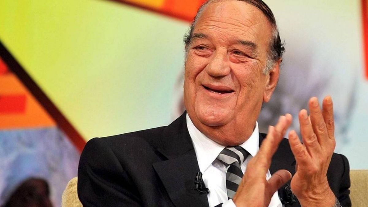 معلومات لا تعرفونها عن حسن حسني!