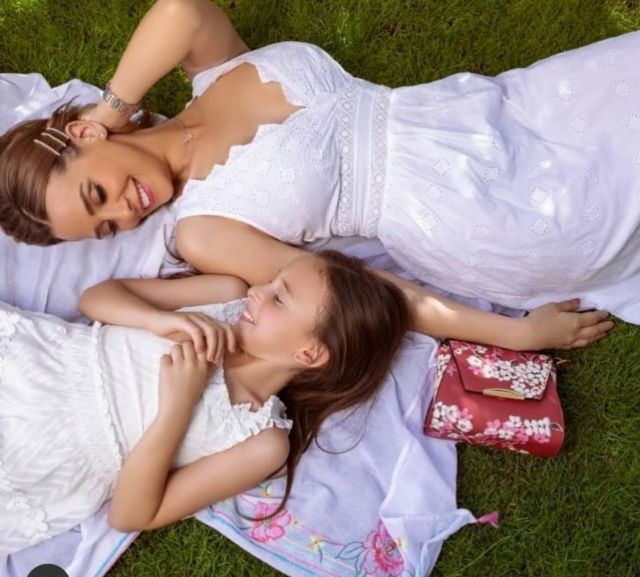 بالفيديو - إيمان العاصي تكشف إصابتها بكورونا وكيف تحمي ابنتها