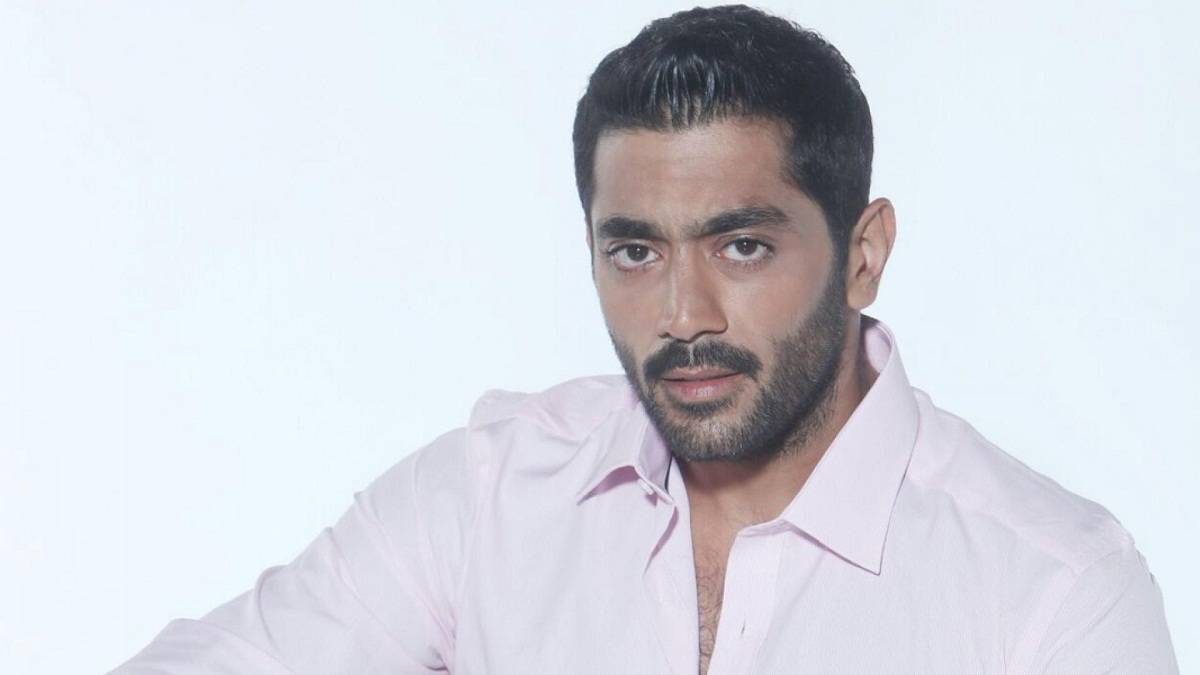 بعد رسالته لهنا شيحة.. أحمد فلوكس يثير الجدل برسالة جديدة لأم ابنه وهي ترد