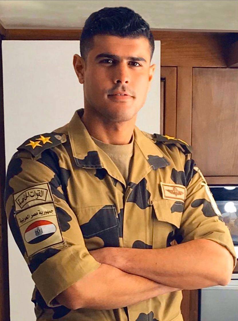 بالفيديو - علاء عرفة يكشف إصابته وتسعة من أسرته بكورونا