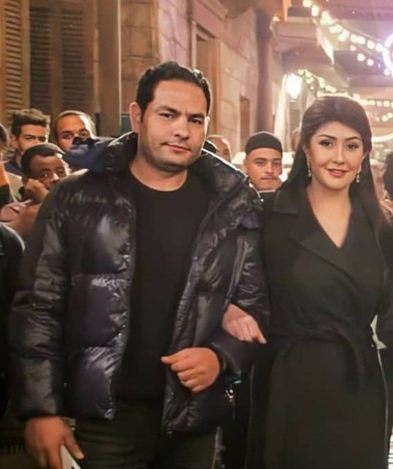 بالصور والفيديو - غادة عبد الرازق وزوجها في شهر عسل بحري مع العائلة