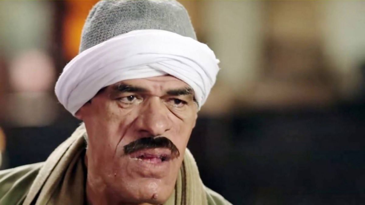 صاحب أضخم وجه في السينما المصرية يترك الفن للعمل في إصلاح الإطارات