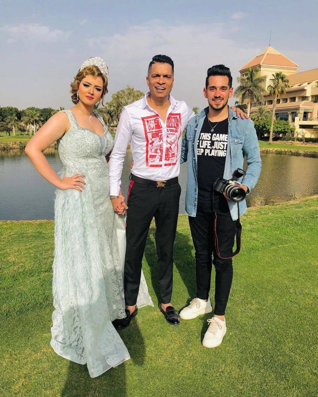 حسن شاكوش وخطيبته