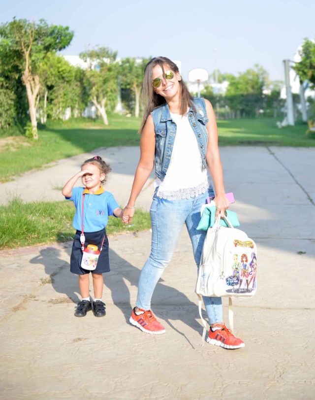 نجوم الفن يدعمون إيمان العاصي بعد إصابتها بكورونا