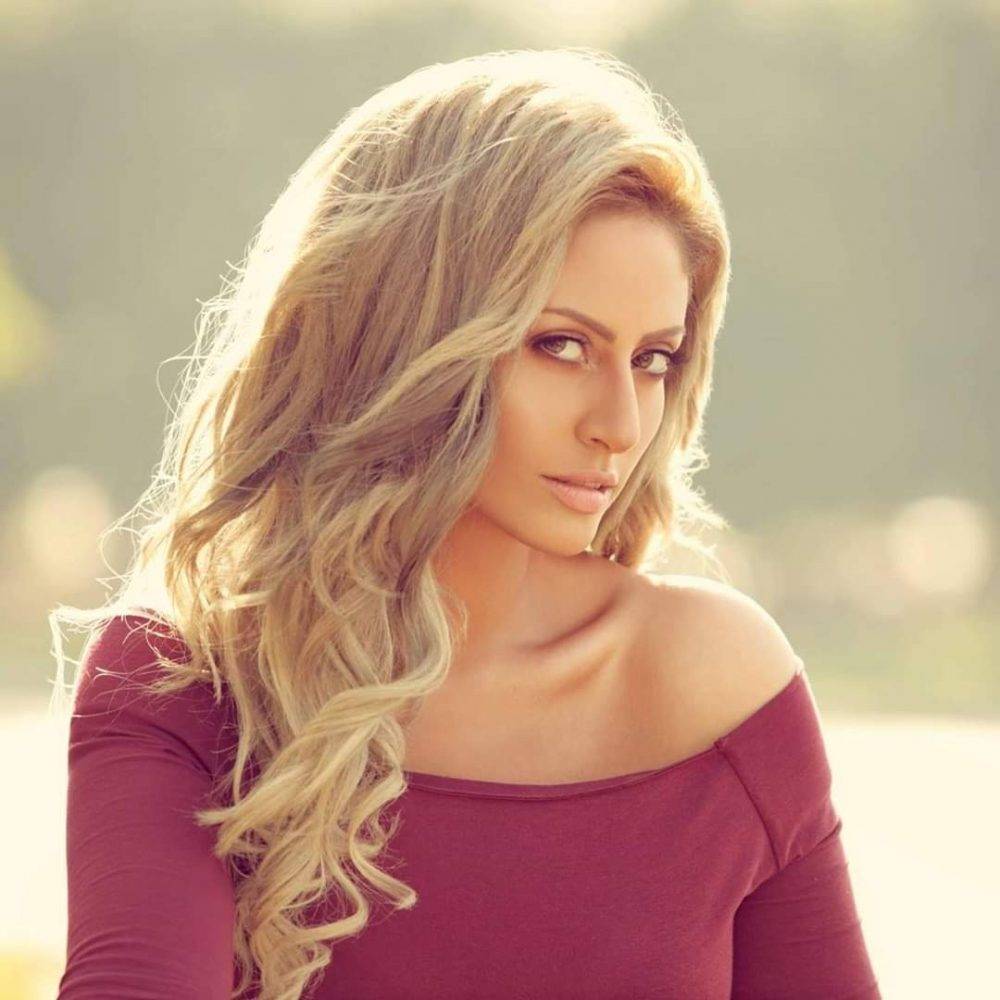 بعد إصابتها بكورونا.. المطربة نهال نبيل تكشف نتيجة الاختبار الثاني