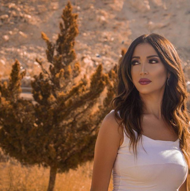 ميرنا ملّوحي تستعد لإطلاق جديدها قريباً