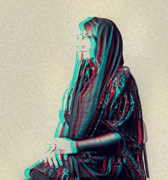 مذيعة MBC تفضح مضمون محادثة مع 